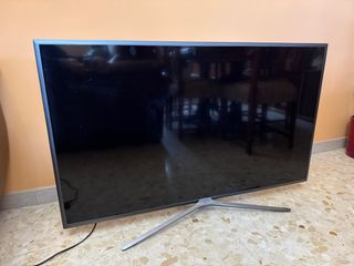 TV Samsung 49”
