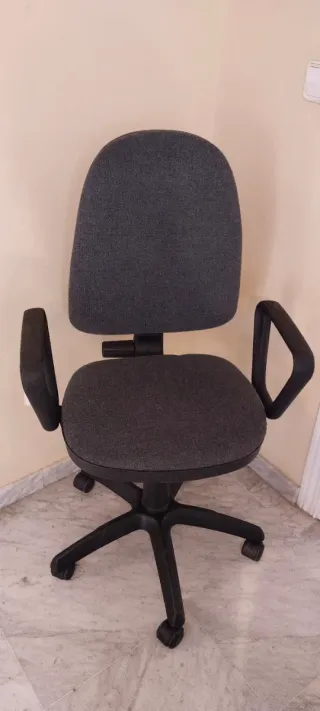 Silla de escritorio giratoria