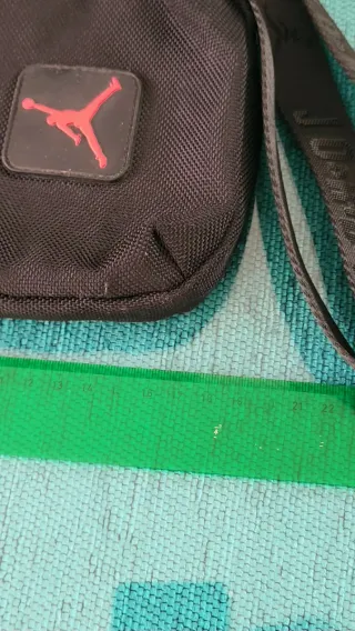 Bandolera Jordan Negra y Roja