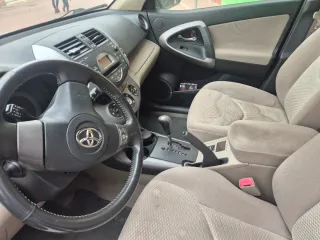 Toyota RAV4 2006 - Gasolina- Automático