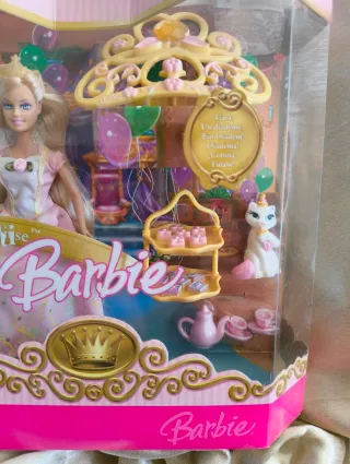 Barbie Mini Kingdom Princess Annaliese