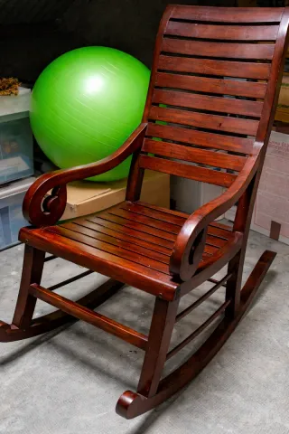 Mecedora de madera