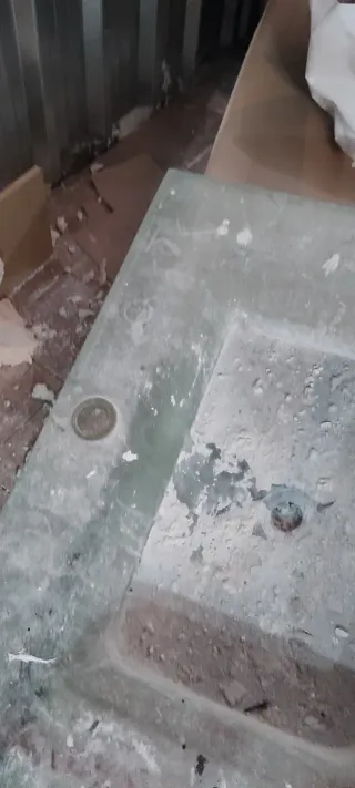 Lavabo de baño de cristal