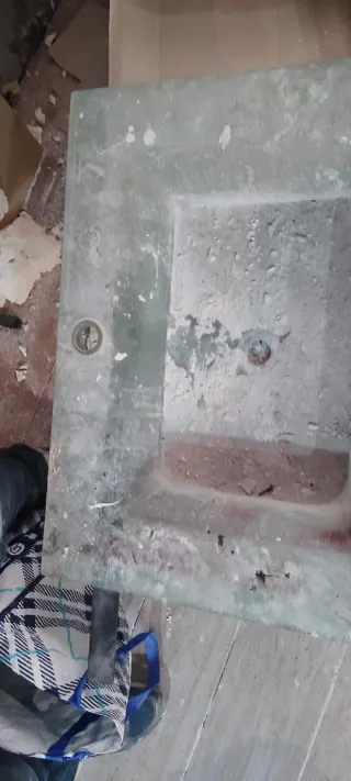 Lavabo de baño de cristal