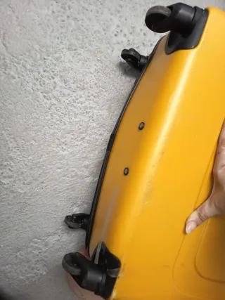 Maleta amarilla grande