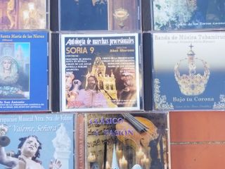 Lote 44 CDs Semana Santa Religiosa 8 euros unidad