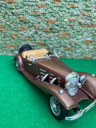 Mercedes-Benz 500K Roadster 1936 – Bburago – 1:18