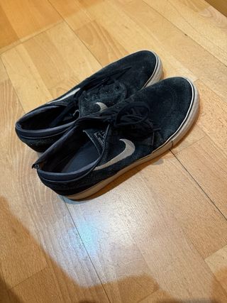 Zapatillas Nike Stefan Janoski SB Negras