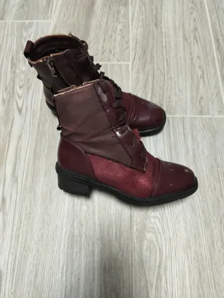 Conjunto de zapatos: negros y marrones