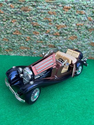 Mercedes-Benz 500K Roadster 1936 – Bburago – 1:20