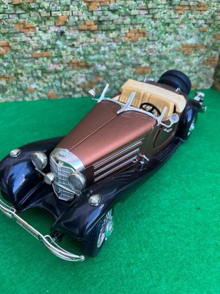 Mercedes-Benz 500K Roadster 1936 – Bburago – 1:20