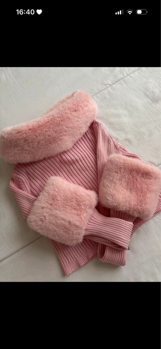 Chaqueta rosa con detalles de pelo