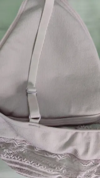 Bralette encaje sin costuras Oysho