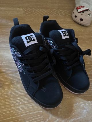 DC Shoes Pixie Rosas Skate 2000s