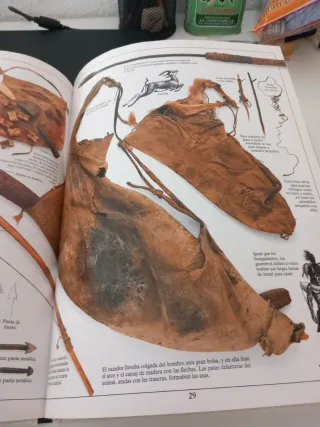 Hombres Primitivos/Early People (Eyewitness Ser...