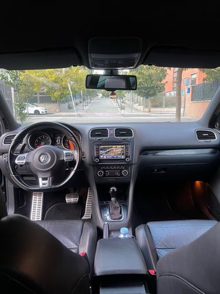 Volkswagen Golf GTI DSG