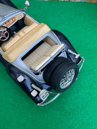 Mercedes-Benz 500K Roadster 1936 – Bburago – 1:18