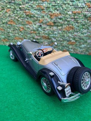Mercedes-Benz 500K Roadster 1936 – Bburago – 1:18
