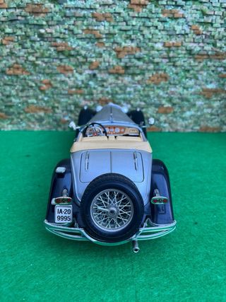 Mercedes-Benz 500K Roadster 1936 – Bburago – 1:18