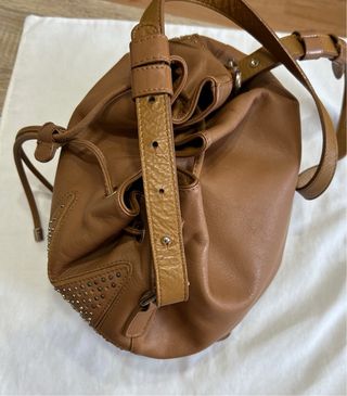 Bandolera Tous con Estrellas Tachuelas