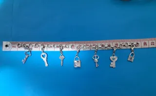 Pulsera Plata Ley con Charms y Circonitas