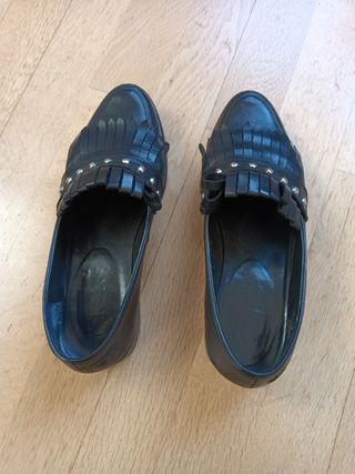 Zapatos estilo Castellanos piel Negros mujer