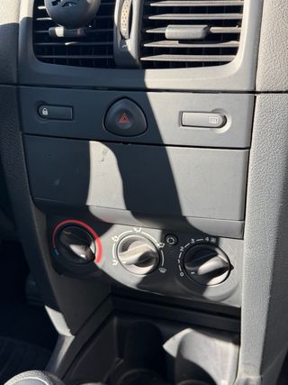 Renault Clio 2002 Etiqueta medioambiental B