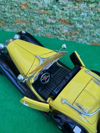 Mercedes-Benz 500K Roadster 1936 – Bburago – 1:20