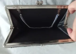 Bolso de mano Negro terciopelo con cadena