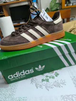 Adidas Spezial x Sporty & Rich Marrones