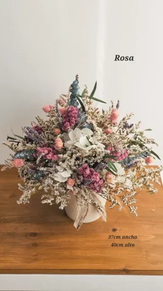 Ramos de flores secas y preservadas