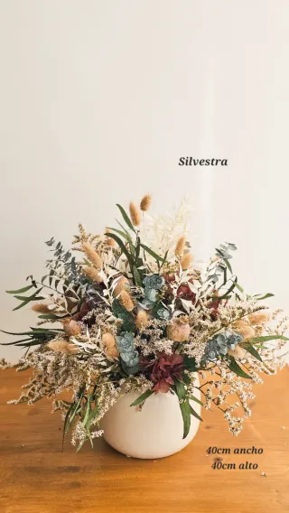 Ramos de flores secas y preservadas