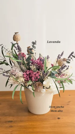 Ramos de flores secas y preservadas