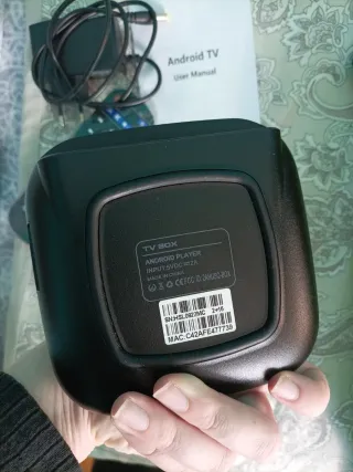 Android TV Box con Mando y Cargador