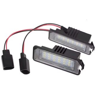 LUCES LED MATRICULA GOLF 4