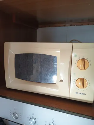 Microondas Bluesky Beige