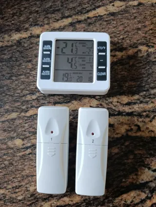 Termómetro digital con 2 sensores