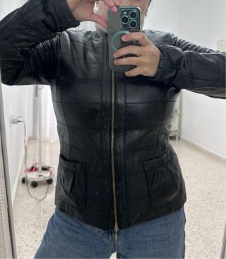 Chaqueta de cuero negra