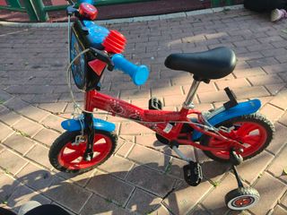 Bicicleta Spiderman casi nueva