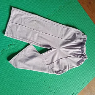 Conjunto deportivo lila