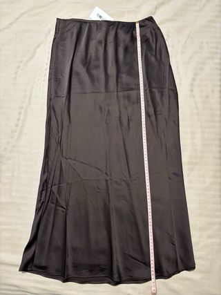 Falda midi H&M marrón chocolate talla S