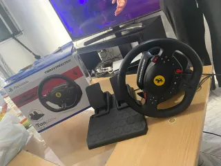 Volante Thrustmaster Ferrari PS4/PS5