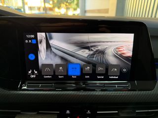 Volkswagen Golf 2021