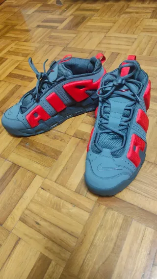 Nike Air More Uptempo Gris/Rojo