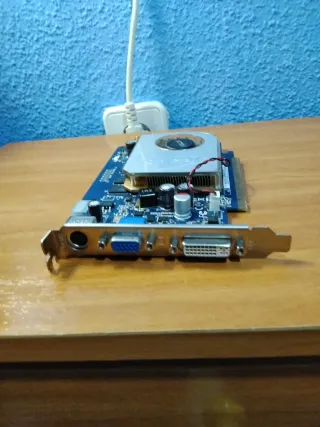 Tarjeta Gráfica Asus PCI Express 512MB