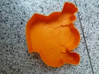 Forma de areia perna de pau laranja