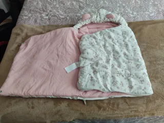 Saco/Capazo Bebé Estampado marca Mayoral.