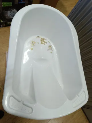 Bañera bebé portátil con patas