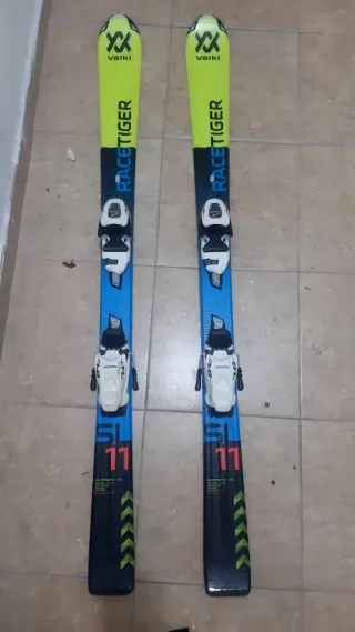 Esquís Volkl niño/adolescente sin estrenar