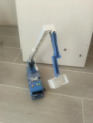 Grúa extensible de juguete con luces y sonidos